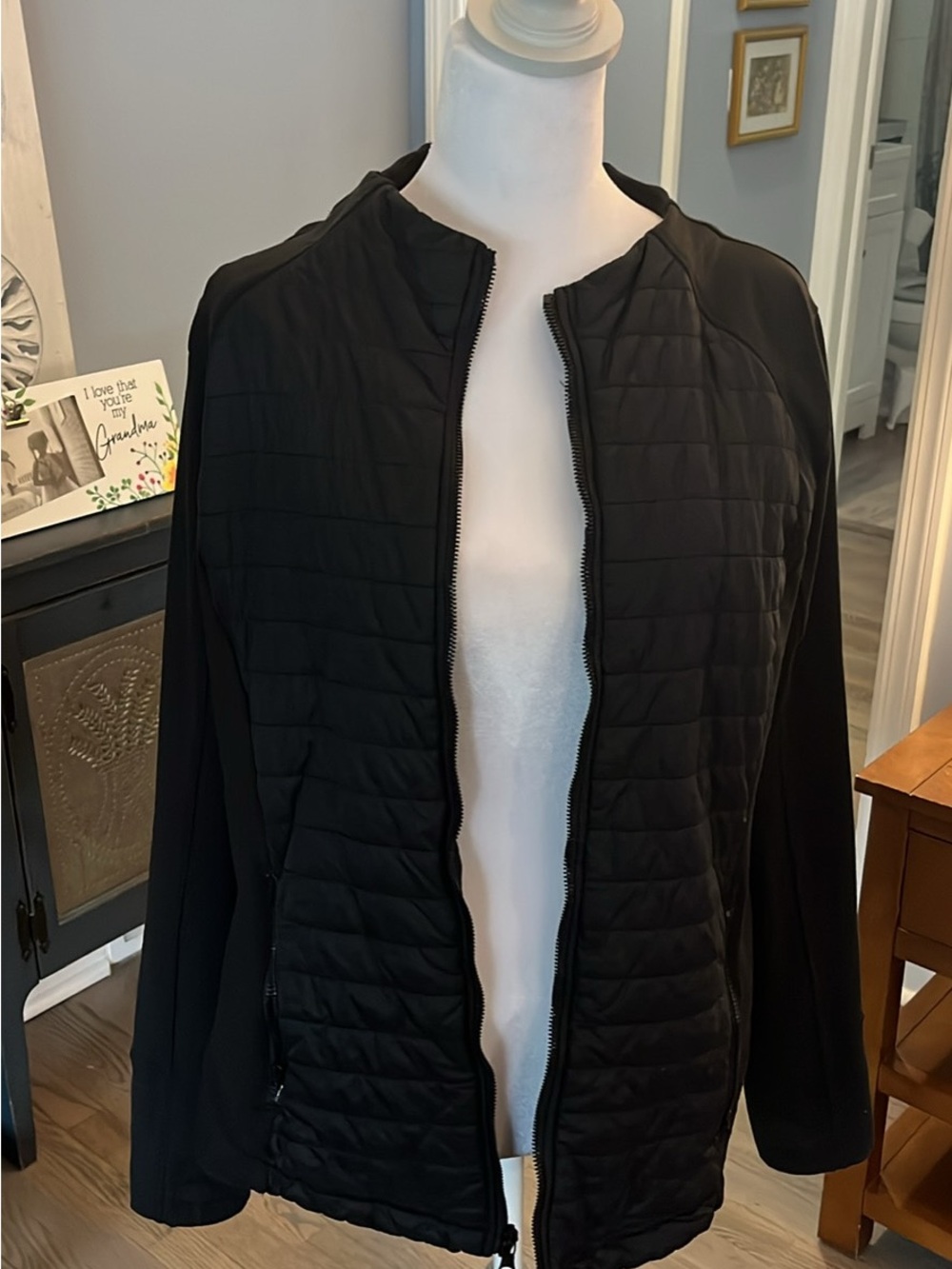 Women's Black Quilted Front Puffer Jacket